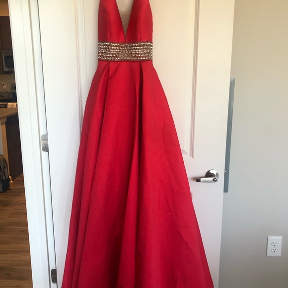 Red prom dress - Picture 2 of 3